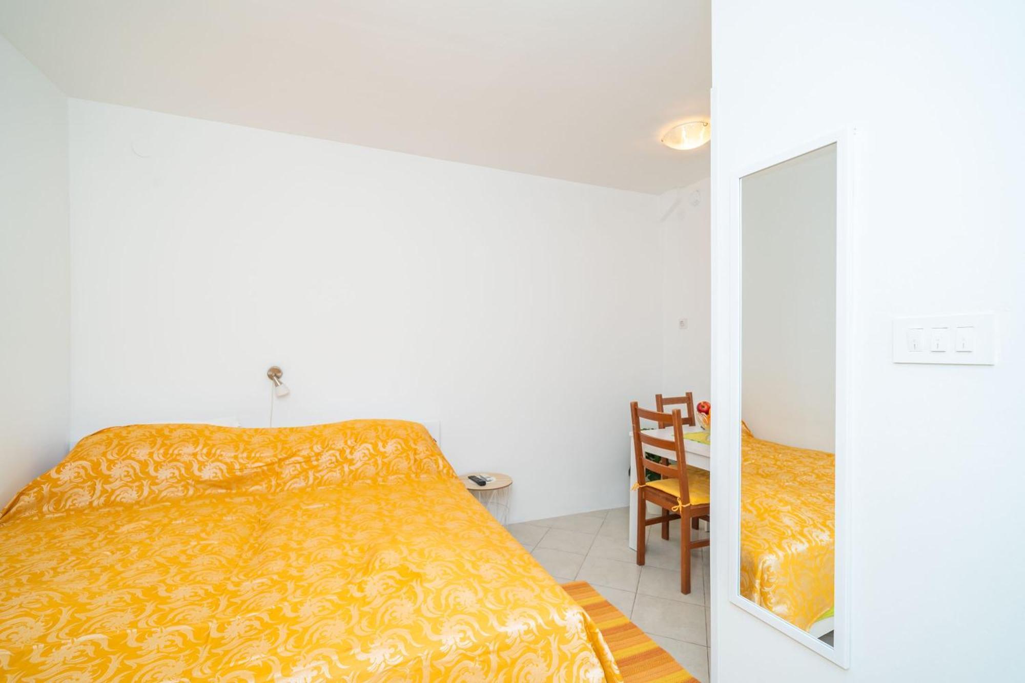 Apartments Aurelia Дубровник Екстериор снимка